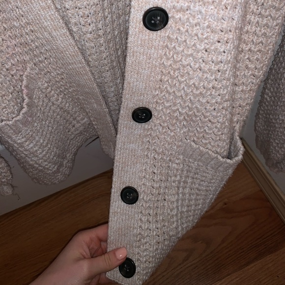 Cardigan - Picture 3 of 3